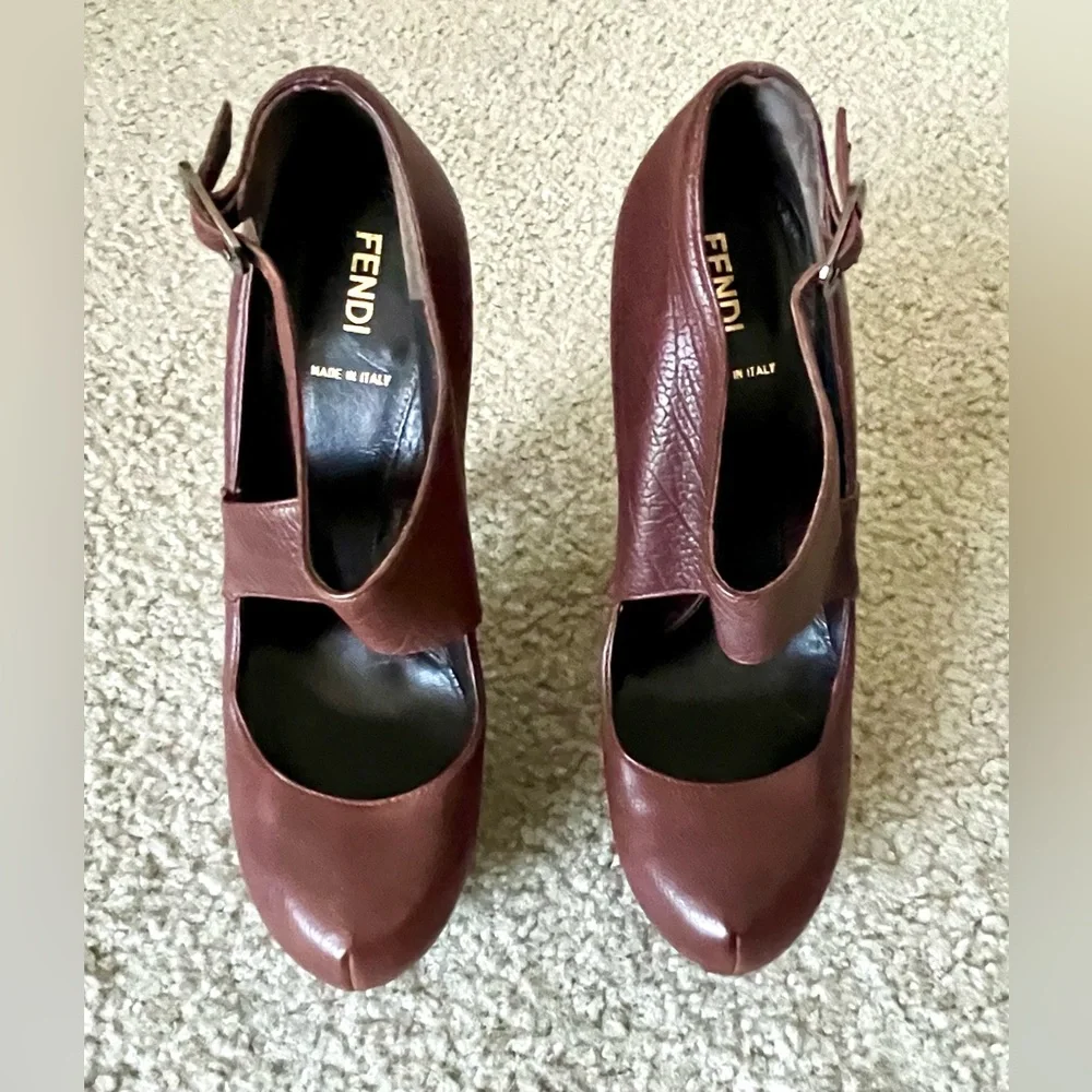 Fendi Butterfly Platform Heels EU 37/US 6.5 Vacchetta Marrone Mary Jane Pumps